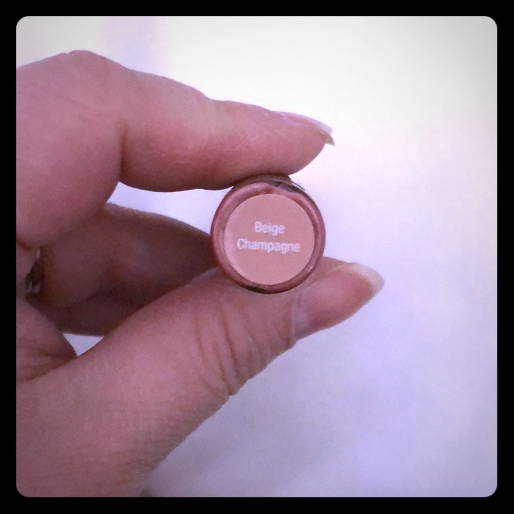Lipsense Beige Champagne sealed